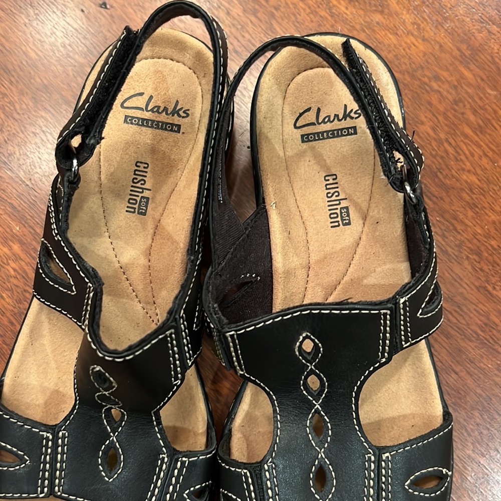 Clarks Collection Leisa Lakelyn Flat Sandal - Picture 2 of 6
